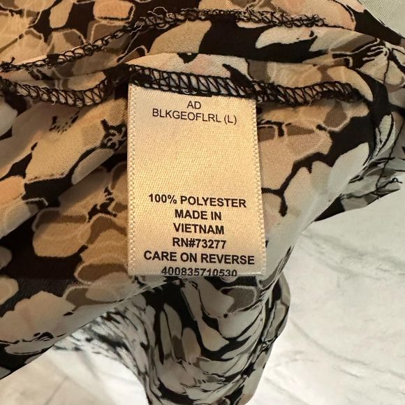 Elle White, Black, and Pink Floral Button Up Blouse, Large, Pre-owned - Picture 7 of 8